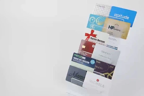 Hollow Cut + Gloss Plating – Metal Card Design Trends